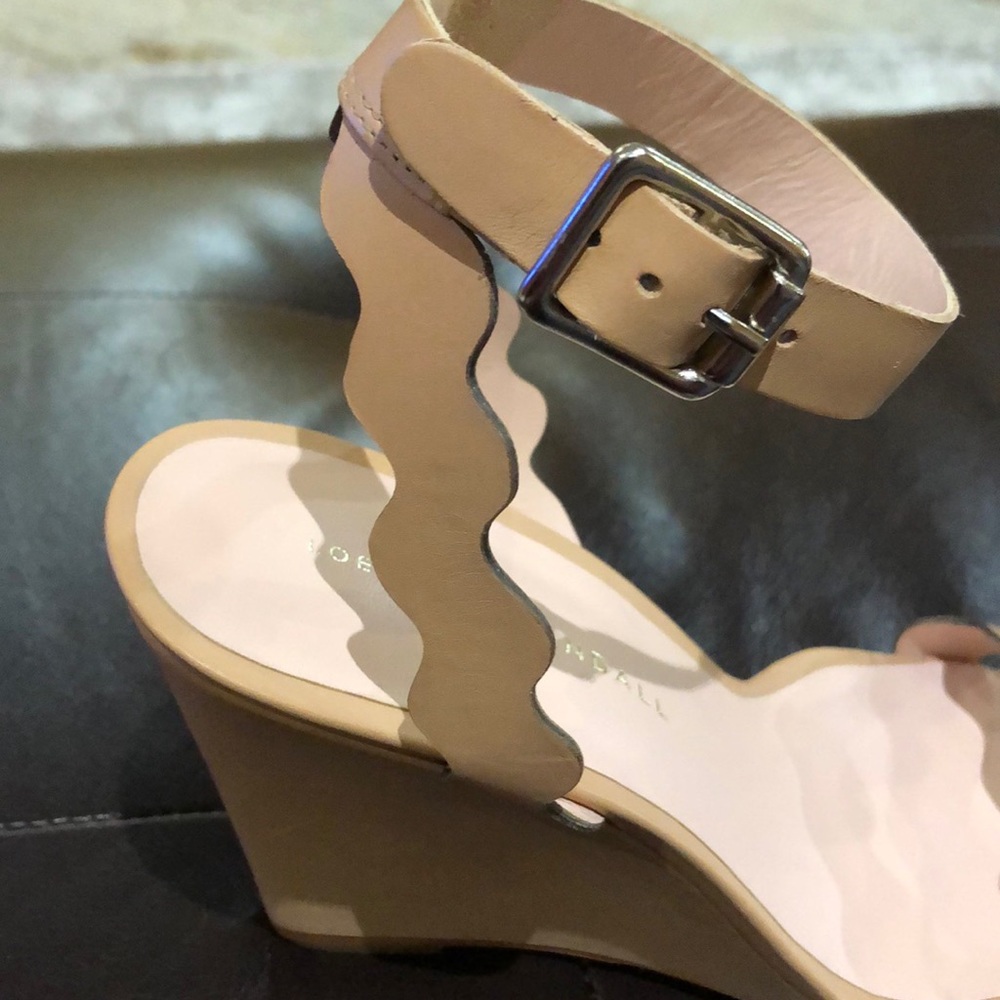 Loeffler Randall wedges size 8